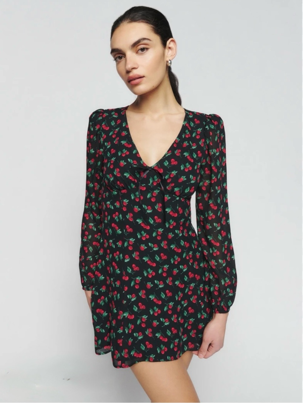 Reformation Ferris Dress in Cherry Print size 00/ NWT